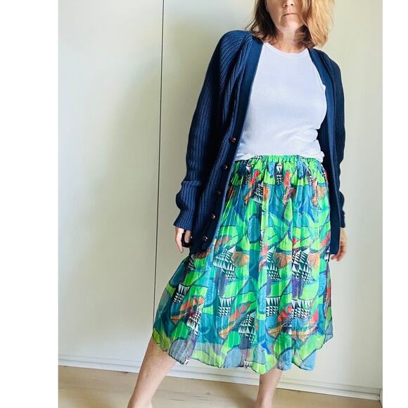 Vintage 90s Graphic Print Pleated skirt Size M Green/Blue Mixed Prints Statement - Picture 1 of 8